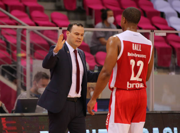 赛季初的几 赛季初的几