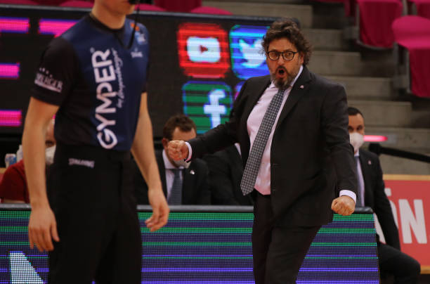 中发挥关键 中发挥关键