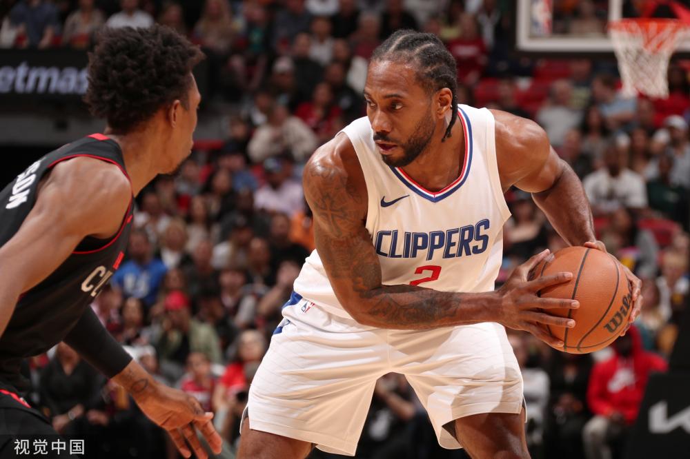 或在赛季初 或在赛季初